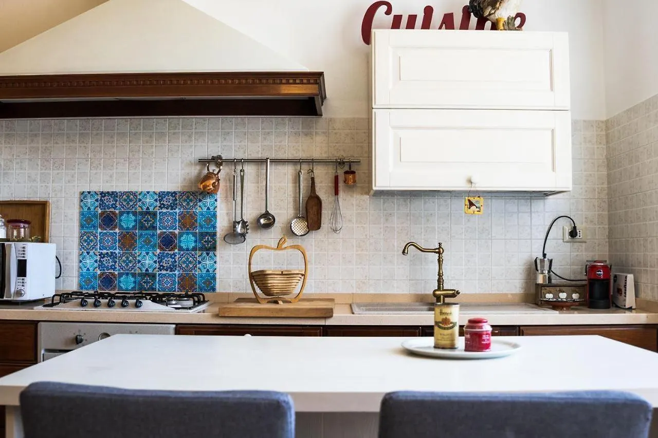 4 Passi Dal Centro Apartment Sarzana