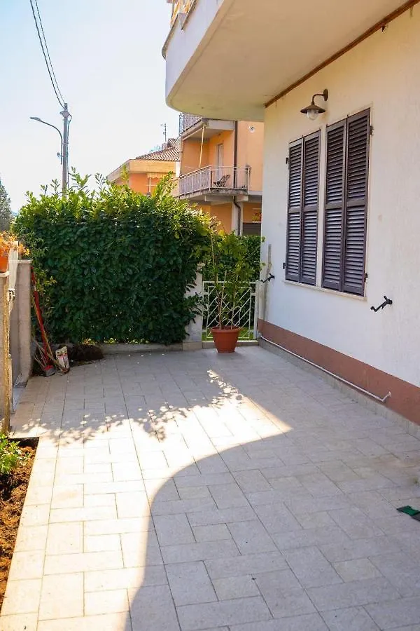 4 Passi Dal Centro Apartment Sarzana 0*,